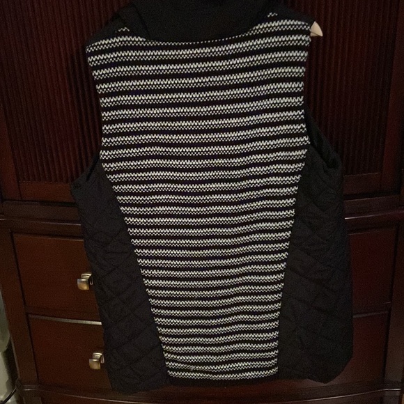 G.H. Bass & Co. Jackets & Blazers - Women’s Bass Vest